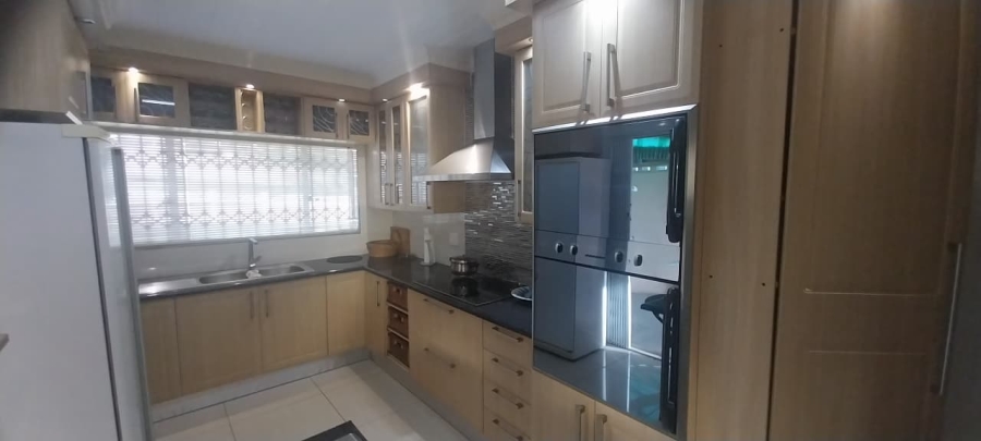 4 Bedroom Property for Sale in Amalinda North Eastern Cape